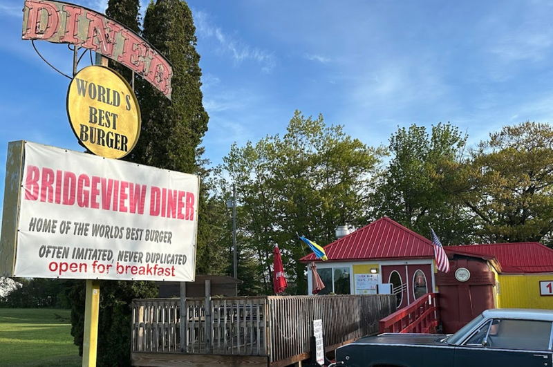 Bridgeview Motel (Bridgeview Diner, Bridge View Motel) - From Web Listing (newer photo)